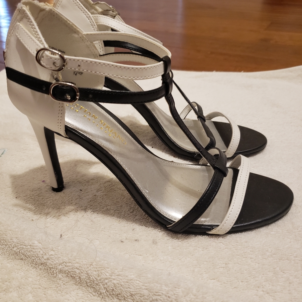 Shoes - Picture 2 of 3